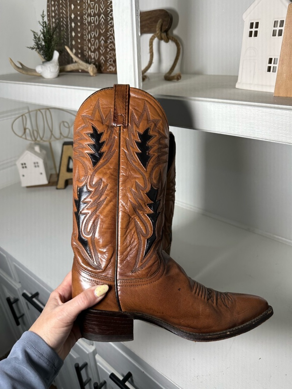 Dan Post Cowboy Boots Womens 9 Mens 7.5 Brown Leather Western Boots Black Inlay - Picture 7 of 9